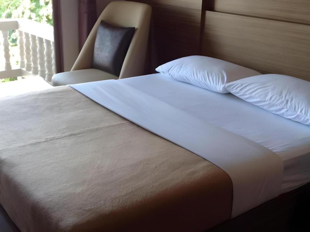 Honey Lodge Pattaya Εξωτερικό φωτογραφία