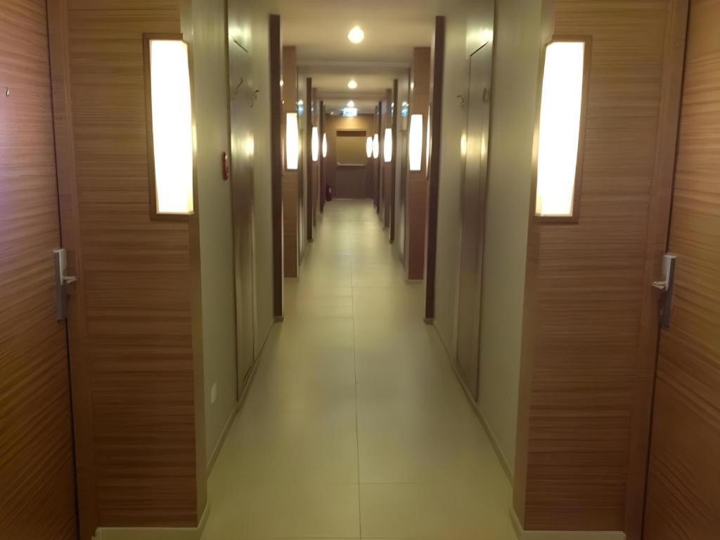 Honey Lodge Pattaya Εξωτερικό φωτογραφία